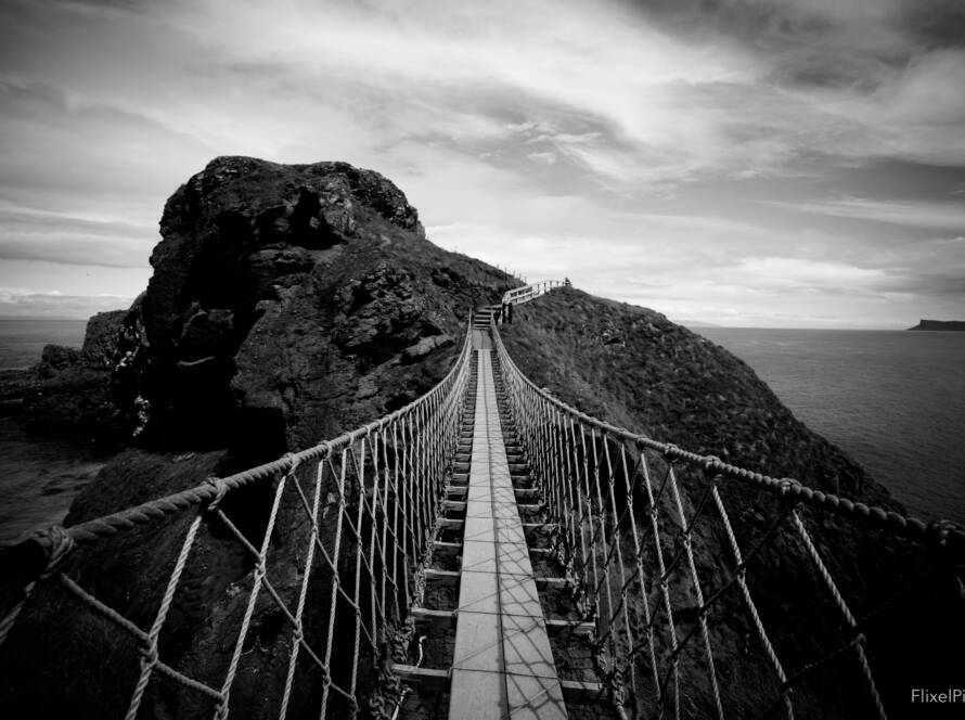 Carrick a Rede Rope Bridge photos