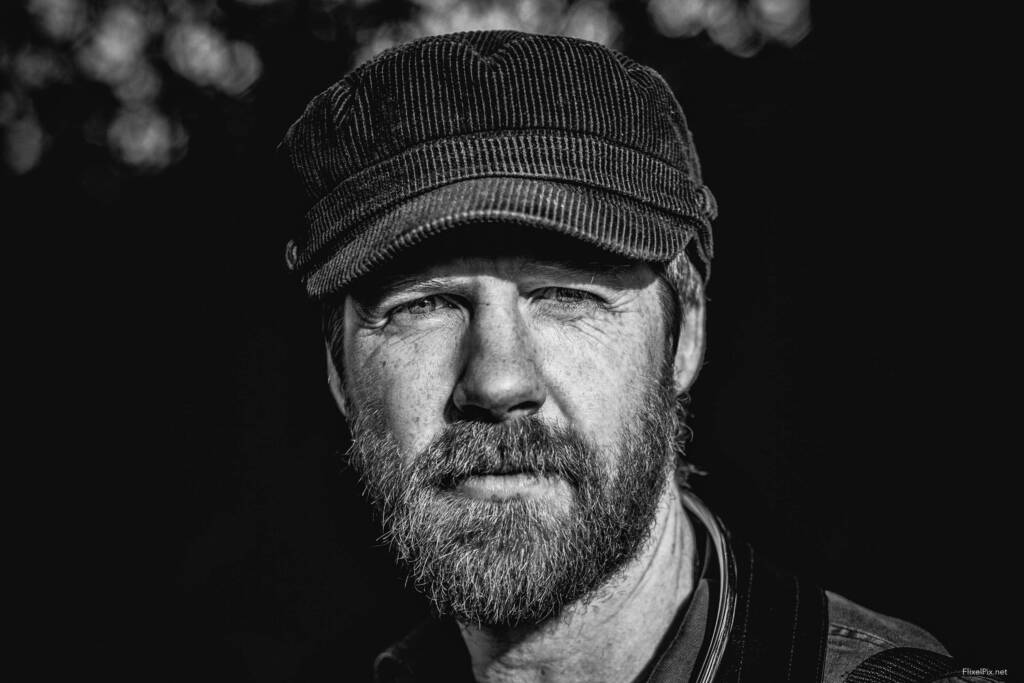 Malojian portrait, 56mm Fujifilm
